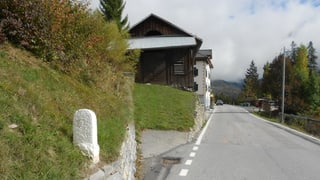 La via suenter l'ustaria Porclas vegn schlargiada sin ina distanza da 620 meters. 