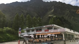 Il center da cumpras Hermelindis a Samignun