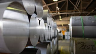 rollas d'aluminium èn magasinadas