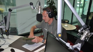 Il guardiaselvaschina Armando Janett ha tratg la sort per la patenta da chatscha 2016. Il guardiaselvaschina Armando Janett ha tratg la sort per la patenta da chatscha 2016.