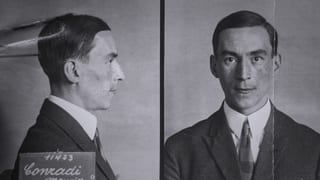 Fotografia d'investigaziun da Moritz Conradi - frontal ed en il profil Fotografia d'investigaziun da Moritz Conradi - frontal ed en il profil