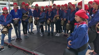 Las chanzuns han els trenà anc ina giada en il bus sin viadi a Berna.
