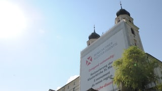La claustra da Mustér cun in palancà.