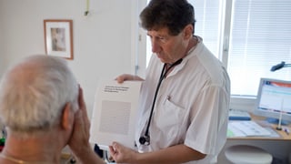 Medi che fa ina controlla medicinala tar in senior.