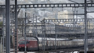 Tren Intercity a Genevra