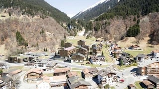 Ina visualisaziun dal resort da vacanzas per famiglias ch'ils da Claustra han approvà la fin november.