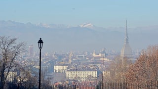 Vista da la citad da Torino.