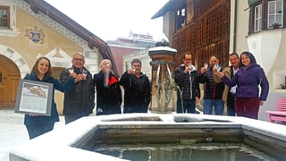 Ils promoturs dal tema aua minerala a Scuol.