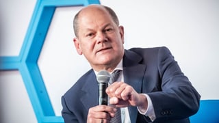 Purtret dad Olaf Scholz. Purtret dad Olaf Scholz.