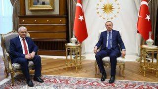 Yildirim ed Erdogan sesan ensemen en ina stanza.