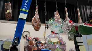 schambuns, chanasters, skis, buttiglia vin