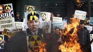 Portraits da Kim Jong Un vegnan ars.