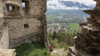 Ina ruina sur Haldenstein. 