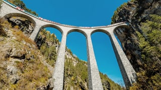 Il viaduct dal Landwasser tranter Filisur ed Alvagni.