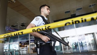 Ils attentaders suicidals a l’eroport derivan tenor la regenza tirca da l’Usbekistan, dal Kirgistan e da Dagestan.