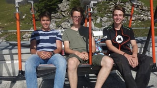 Da sanester: Julian Cavigelli, Nino Cajochen e Curdin Meier.