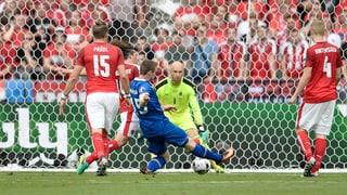 In giugader da l'Islanda sajetta in gol cunter ils Austriacs