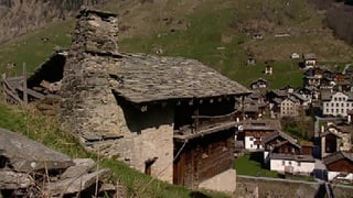 Chasas e la cuntrada da la vischnanca da Val S. Pieder. 