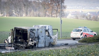 Auto ars suenter assagl ed auto da polizia dasperas.