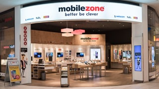 Center da Mobilezone ad Oftringen en il chantun Argovia.