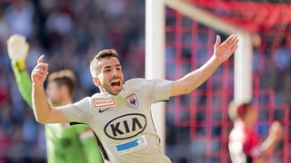 Il giugader da ballape Varol Tasar. 