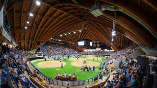 Stadion da Tavau durant la festa NOS.