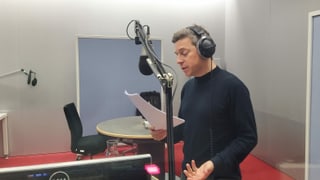 purtret da Spescha en il studio, co el legia ils impuls. purtret da Spescha en il studio, co el legia ils impuls.