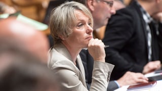 Elisabeth Schneider-Schneiter sesa en il parlament federal.