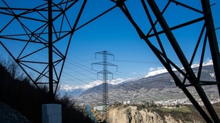 purtret da lingias d'electricitad. 