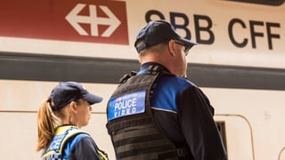 Dus polizists da transport