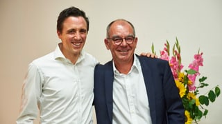 Pascal Jenny (sanestra) ensemen cun il president actual Christian Menet. Pascal Jenny (sanestra) ensemen cun il president actual Christian Menet.