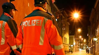 2 polizists en il Welschdörfli.