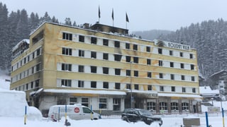 Il maletg mussa il Posthotel ad Arosa