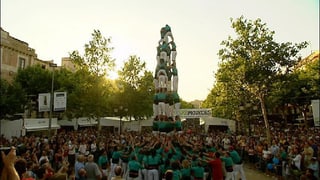 Persunas che fan castells, turs dad umans.