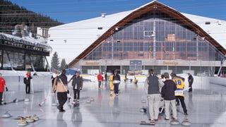 Gist sper il stadio actual duai dar la nova halla da trenament per il HCD. Gist sper il stadio actual duai dar la nova halla da trenament per il HCD.
