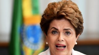 Dilma Rousseff durant la prelecziun da sia brev averta.
