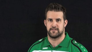 Purtret da Sandro Schlegel, il lutgader da Fideris
