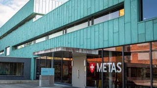 Il bajetg da l'institut federal per metrologia a Wabern sper Berna.