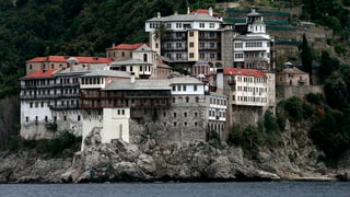 Ina claustra sin in munt sur il mar. Ina claustra sin in munt sur il mar.