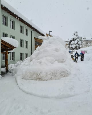 Mantun da naiv a Mustér.