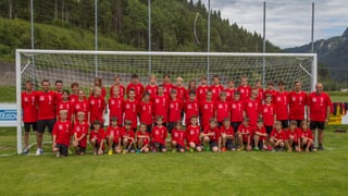 Il Juniors D,E da la Cadi cun passa 50 giugaders/as