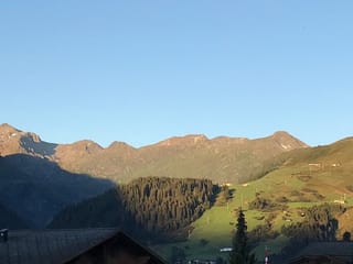 Vista sin Badus vers Pazolastock da Nina Levy.