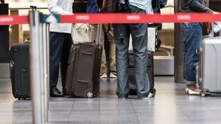 Ils Svizzers van gugent sin viadi: Quatter da tschintg dumandads fan almain ina giada ad onn in viadi. 