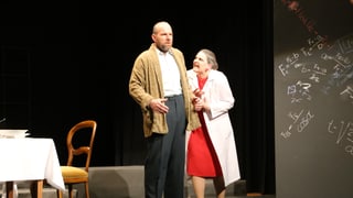 Scena ord il toc da teater "Ils fisichers".