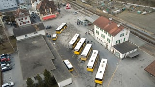 Il sutpassadi collia la staziun da Glion ed il plaz da posta cun las Pendas, il prà tranter la staziun ed il Rain.