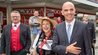Er il Cusseglier federal Alain Berset è stà a la festa federala da la musica populara ad Aarau.