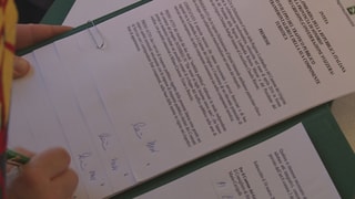 man che firma palpiri