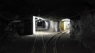 Miniera dal Gonzen cun dus tunnels cun rodaglias.