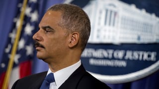 Eric Holder, il minister da giustia dals stadis unids ha oz infurmà sur da la probabla organisaziun da spiunascha a New York.