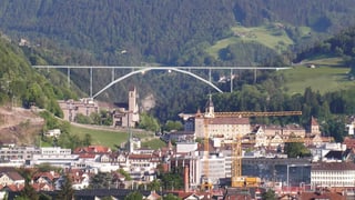 Visualisaziun d'ina punt sur Cuira